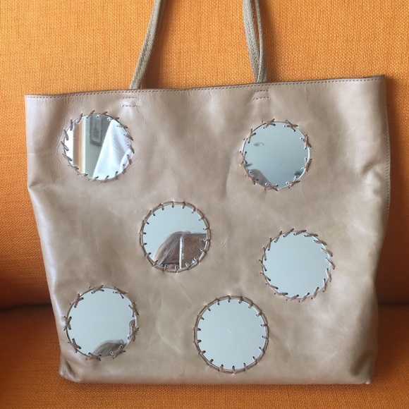 VINTAGE PRADA VERY RARE MIRROR BEIGE TOTE BAG - Picture 9 of 12
